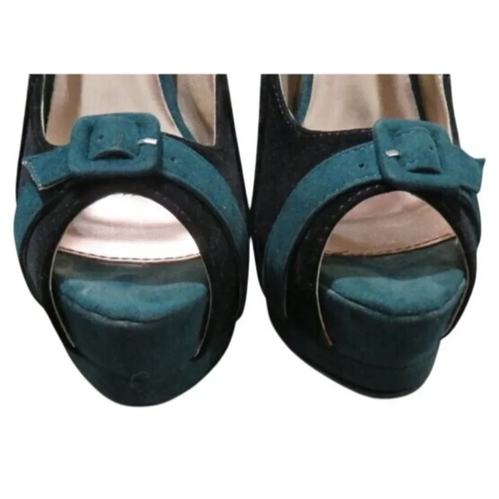 Qupid Retro Black & Green Suede Leather Peep Toe Platform Heels with buckles